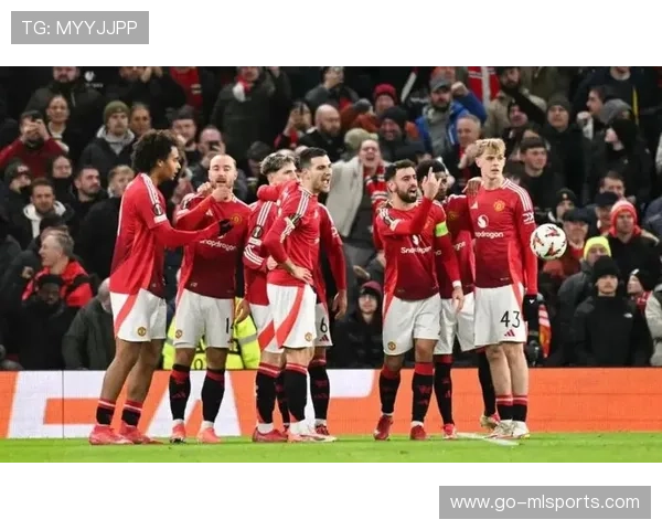 英超焦点：曼联逆转取胜，争冠形势紧张！，本轮英超曼联